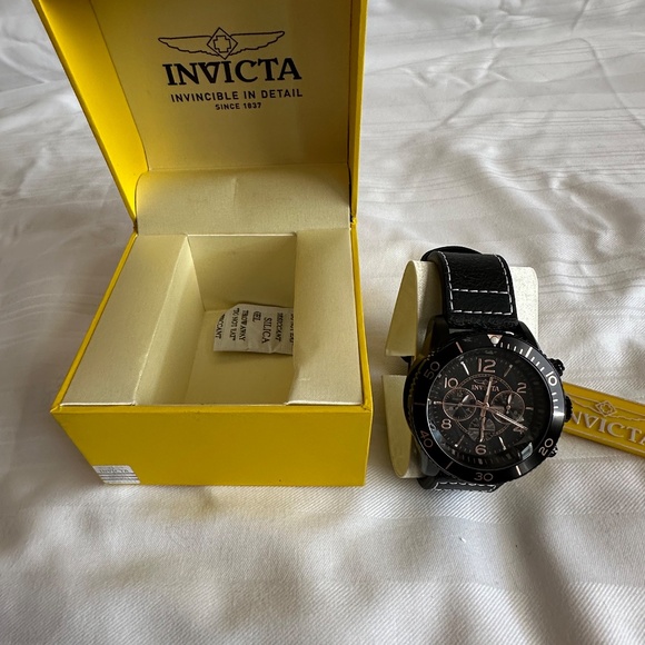 WATCH - Picture 4 of 15